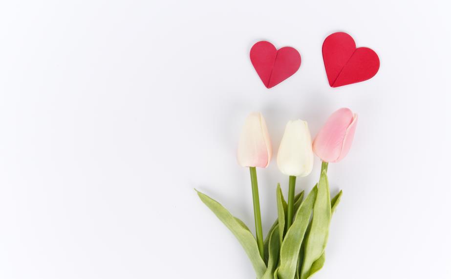 Valentine's Day coincides with the Spring Festival holiday, and orders for flowers and cakes in the same city of SF Express have risen sharply - press release