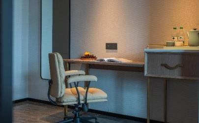 A suitcase and a trust: Yishang Hotel Redefines the value of "service" in the mid-range market