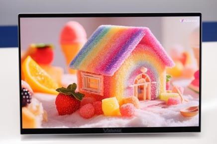 Directly address the screen reflection issue, Wintek's anti-glare AMOLED laptop makes its debut at CES