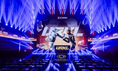 A ten-kilogram pure gold championship belt, worth tens of millions! The world's first humanoid robot combat league, URKL, has officially kicked off.