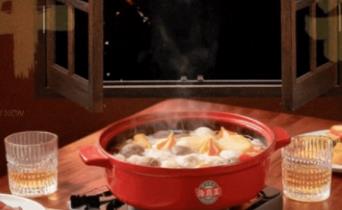 The customs of the New Year Eve celebrations in the north and south have their own unique charm. The pork dumplings made by the "Sea Dragon" bring warmth and accompany people in celebrating the reunion.